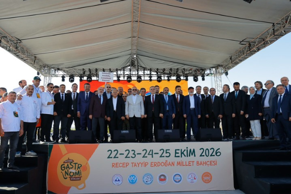 Kayseri Gastronomi Günleri’nde 1 ton börek aşı çorbası ikram edildi