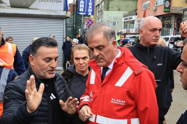 Aslan: İstanbul genelinde sel müdahaleleri sürüyor