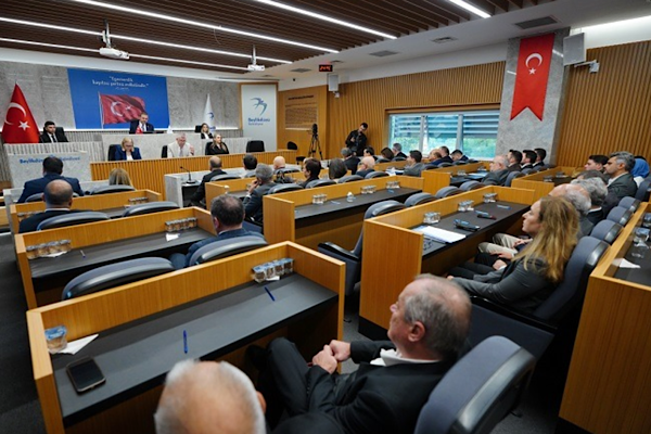 Beylikdüzü’nde Ekim ayı meclis toplantısının ilk birleşimi yapıldı