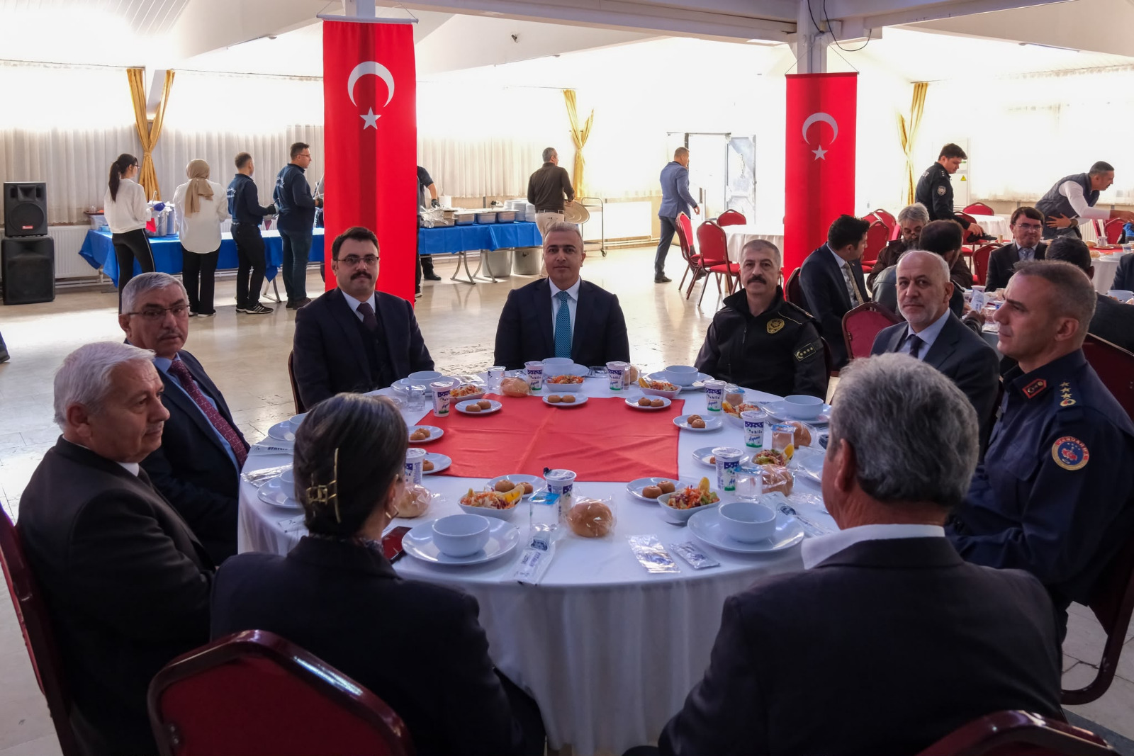 Vali Çiçek, Karaman’ın muhtarlarıyla bir araya geldi