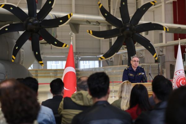 Türkiye, Birleşik Krallık’tan 12 adet C-130J tedarik edecek