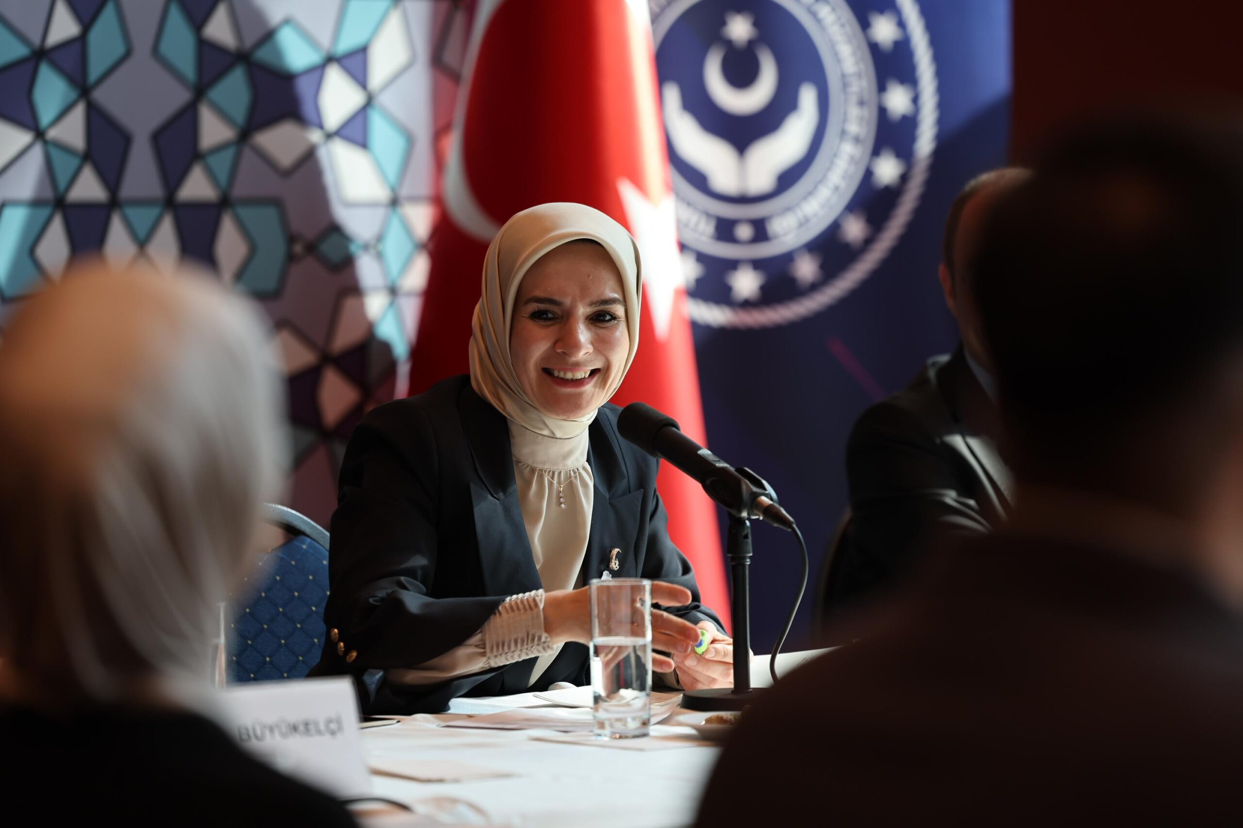 Bakan Göktaş, Özbekistan’da sosyal hizmet merkezini ziyaret etti