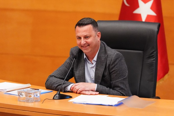 Akhisar Belediyesinde bütçe ve kredi kararları oy çokluğuyla kabul edildi