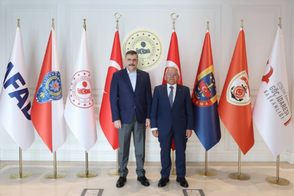 Başkan Büyükkılıç İçişleri Bakanı Çiftçi’yi ziyaret etti