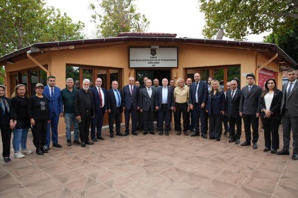Özdağ’dan Türkiye Harp Malulü Gaziler Derneği Adana Şubesi’ne ziyaret