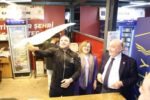 Başkan Şahin, GastroAntep’te 173 standı ziyaret etti