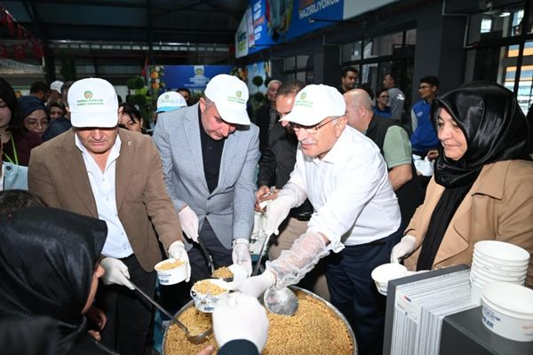 Malatya Tarım, Hayvancılık ve Gıda Fuarı’na katılımcılardan tam not