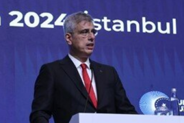 Bakan Memişoğlu: İyilikle kötülüğün üstesinden geleceğiz