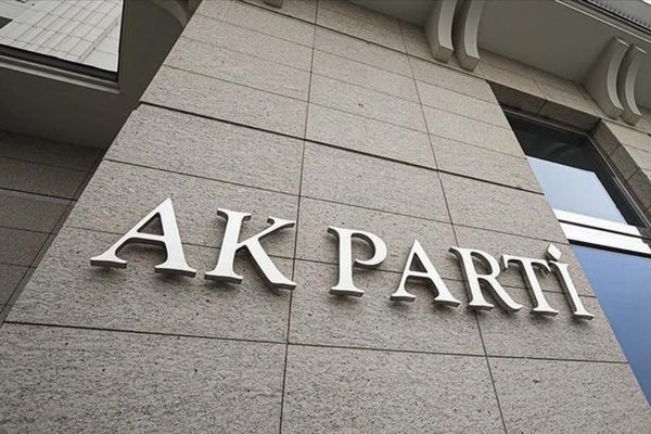 AK Parti Tunceli’de 4 ilçe başkanı istifa etti