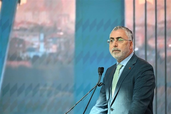 Bakan Işıkhan’dan Akhisar’daki kaza için taziye mesajı