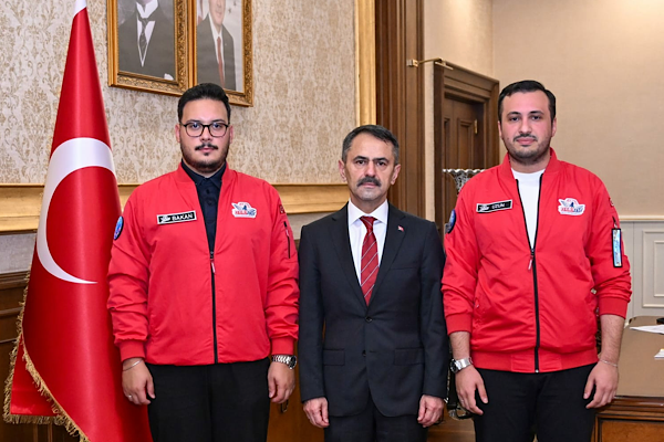 T3 Vakfı ve Deneyap Atölyesi temsilcilerinden Vali Aktaş’a ziyaret