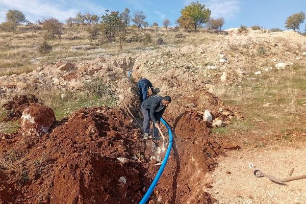 DİSKİ ek içme suyu hattı döşedi