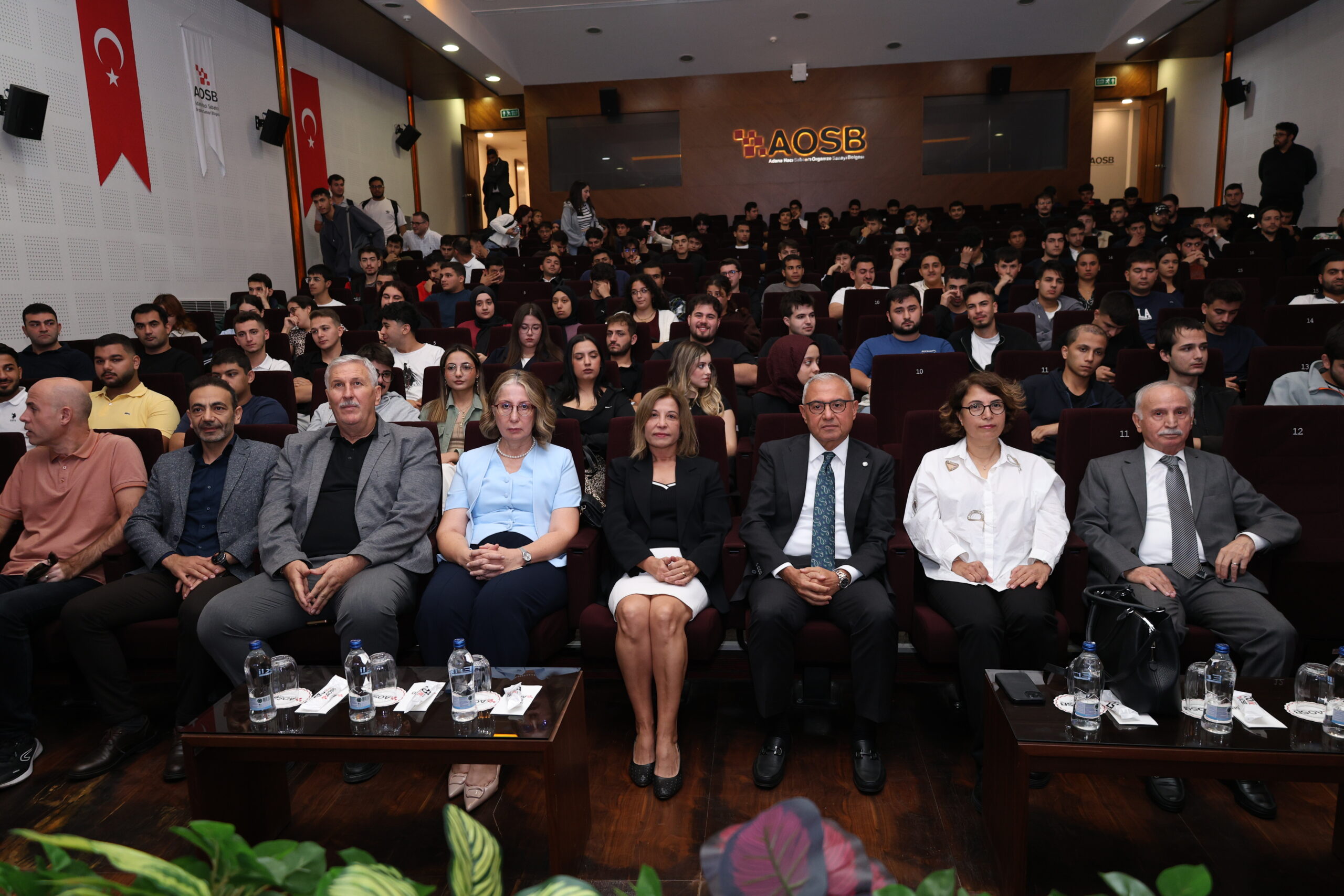 Sütcü’den öğrencilere sanayi sektöründe kariyer tavsiyeleri